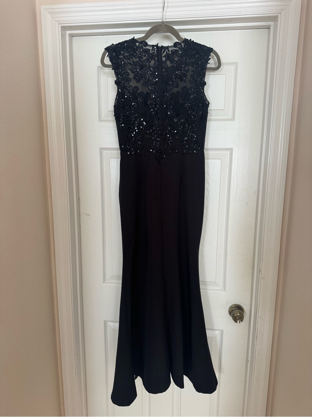 Oleg Cassini Black Embellished Mermaid Evening Gown Size 4 - Picture 7 of 10